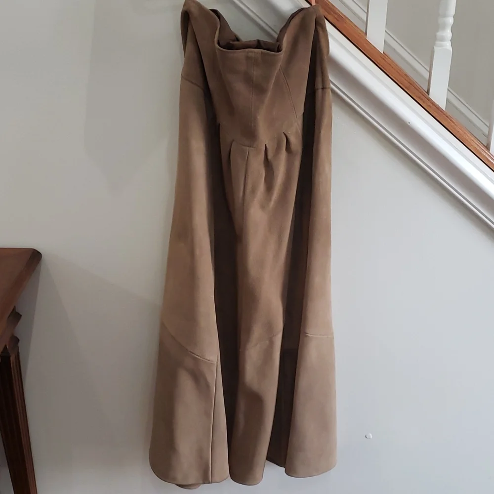 Fantastic Western Wear Genuine Leather Vest and Skirt - Picture 3 of 4